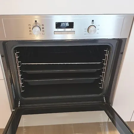 Apartment Cozy Night And Day